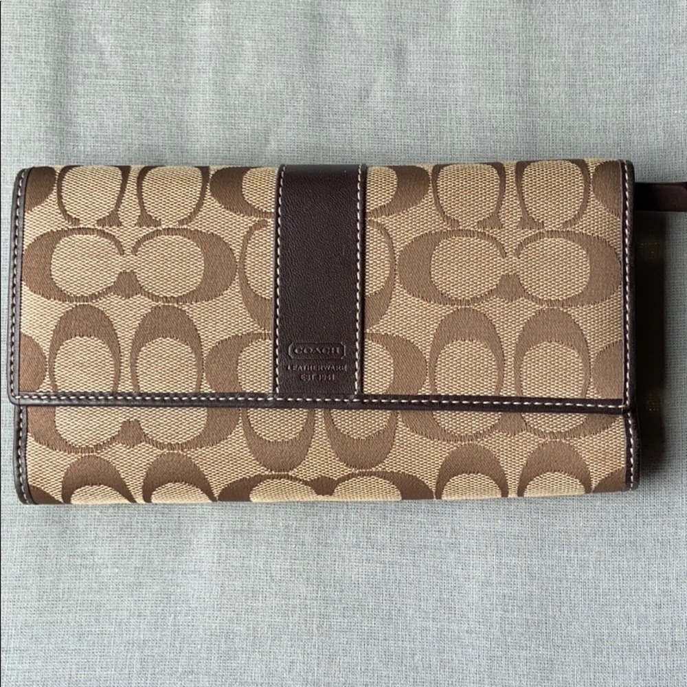 Coach wallet